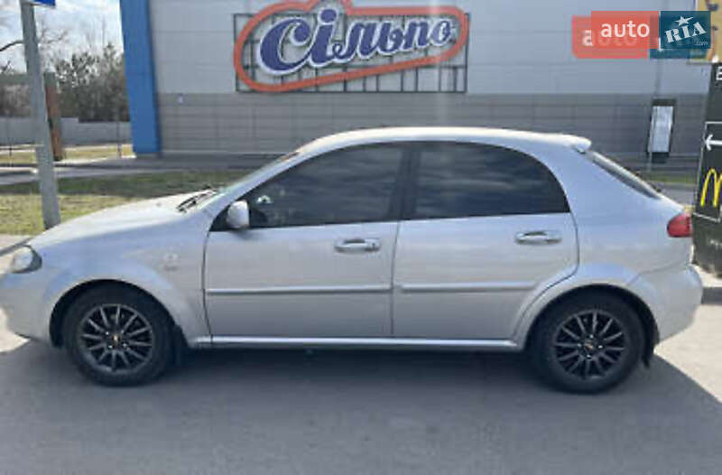 Chevrolet Lacetti (2006)