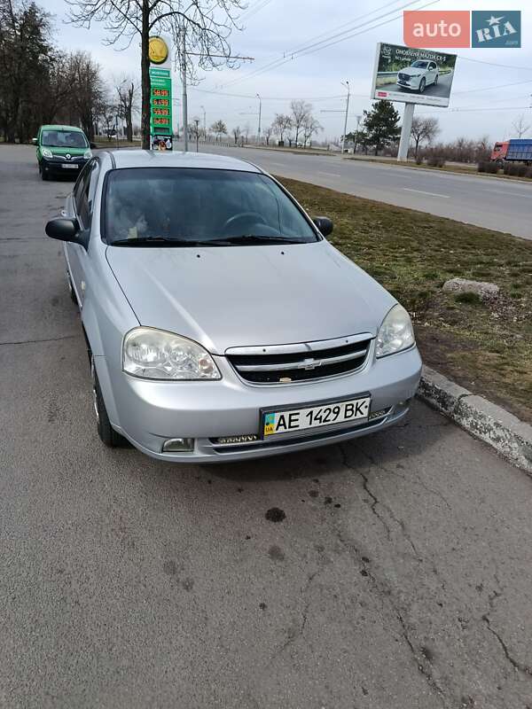 Chevrolet Lacetti (2005)