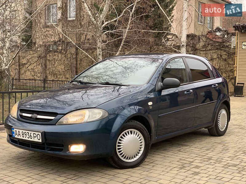 Chevrolet Lacetti (2008)
