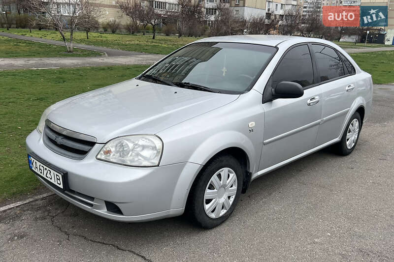 Chevrolet Lacetti (2006)