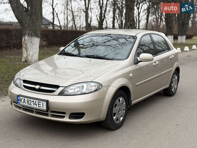 Chevrolet Lacetti (2010)
