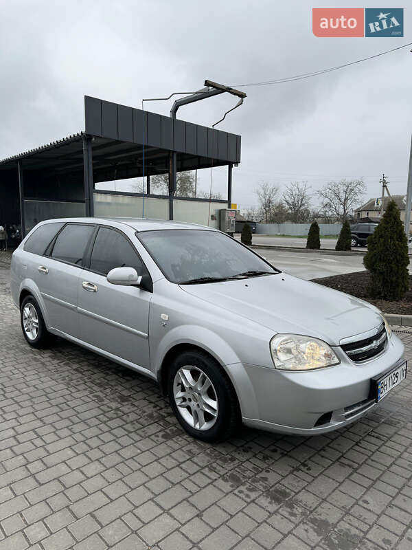 Chevrolet Lacetti (2005)