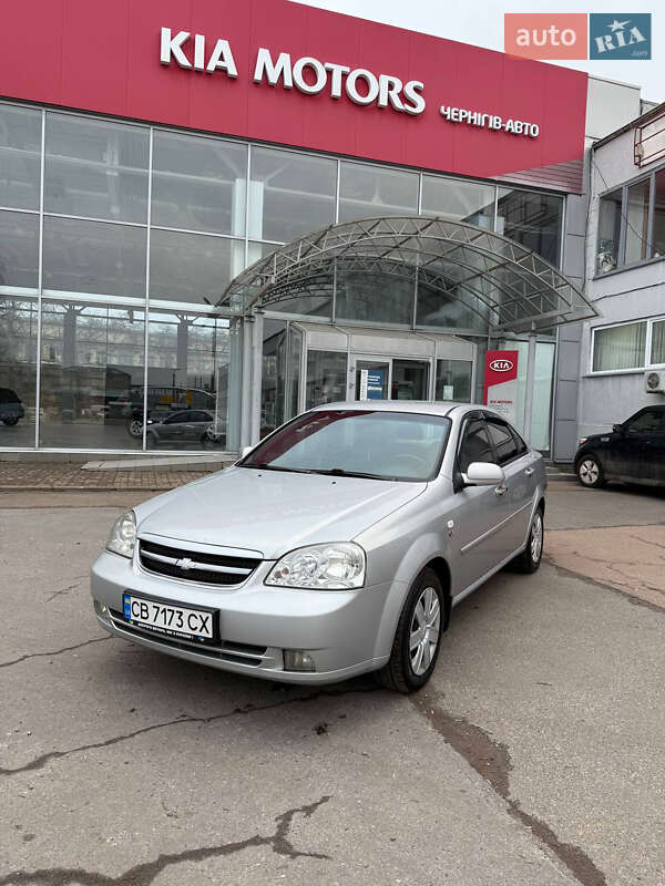 Chevrolet Lacetti (2005)