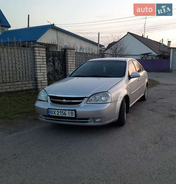 Chevrolet Lacetti (2005)