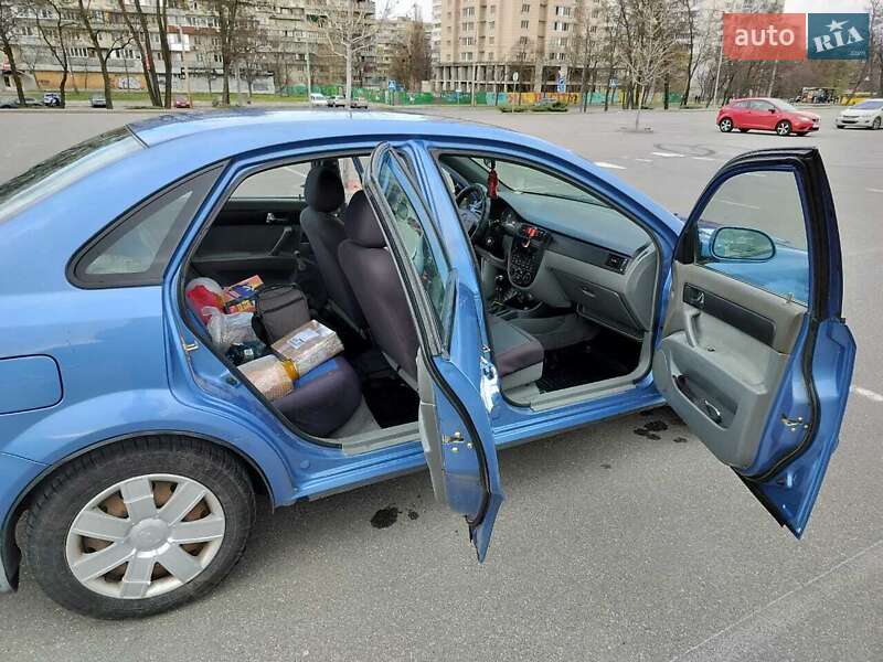Chevrolet Lacetti (2006)