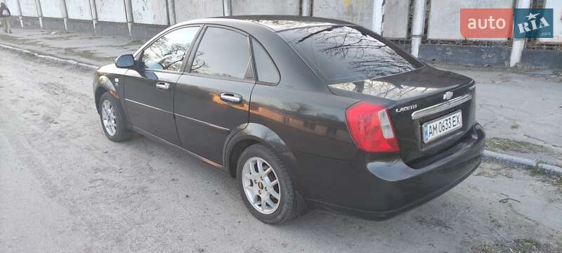 Chevrolet Lacetti (2008)