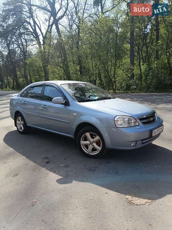 Chevrolet Lacetti (2010)