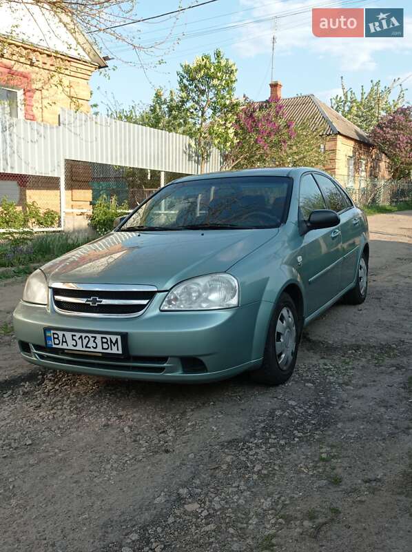 Chevrolet Lacetti (2008)