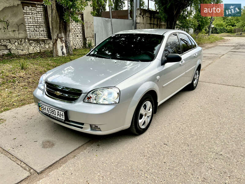 Chevrolet Lacetti (2010)