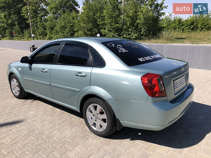 Chevrolet Lacetti (2008)