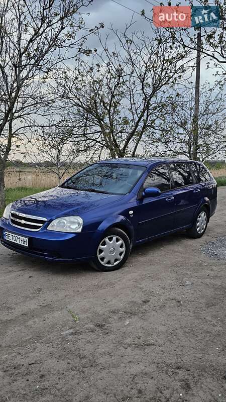 Chevrolet Lacetti (2005)