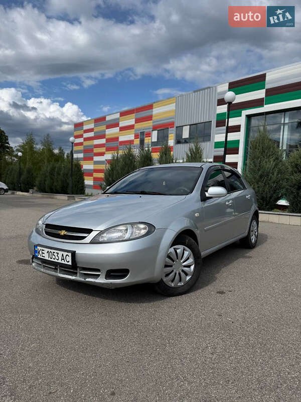 Chevrolet Lacetti (2005)