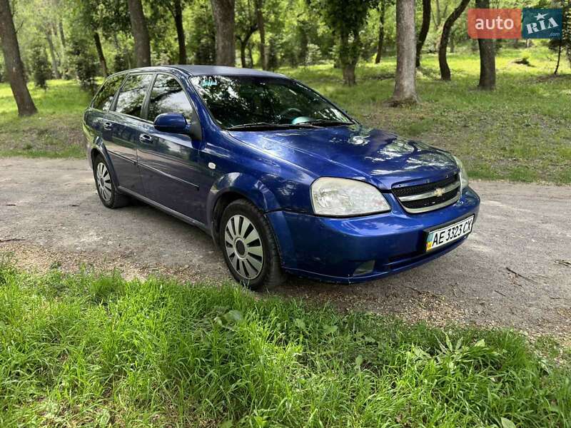 Chevrolet Lacetti (2005)