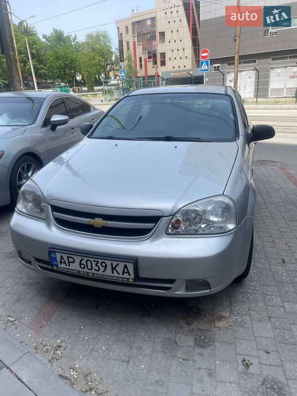 Chevrolet Lacetti (2005)