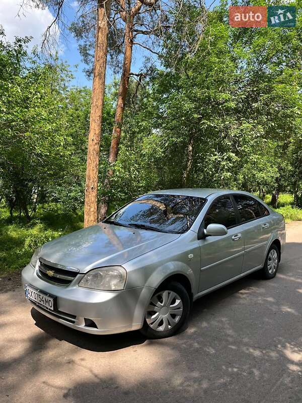 Chevrolet Lacetti (2011)