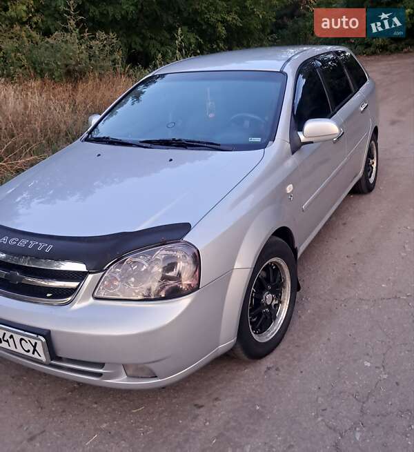 Chevrolet Lacetti (2005)