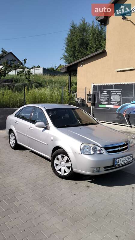 Chevrolet Lacetti (2009)