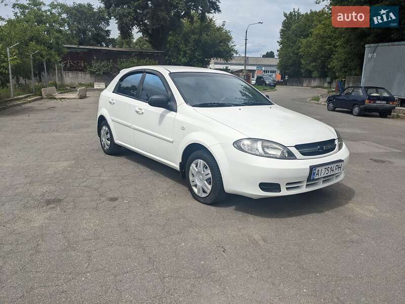 Chevrolet Lacetti (2008)