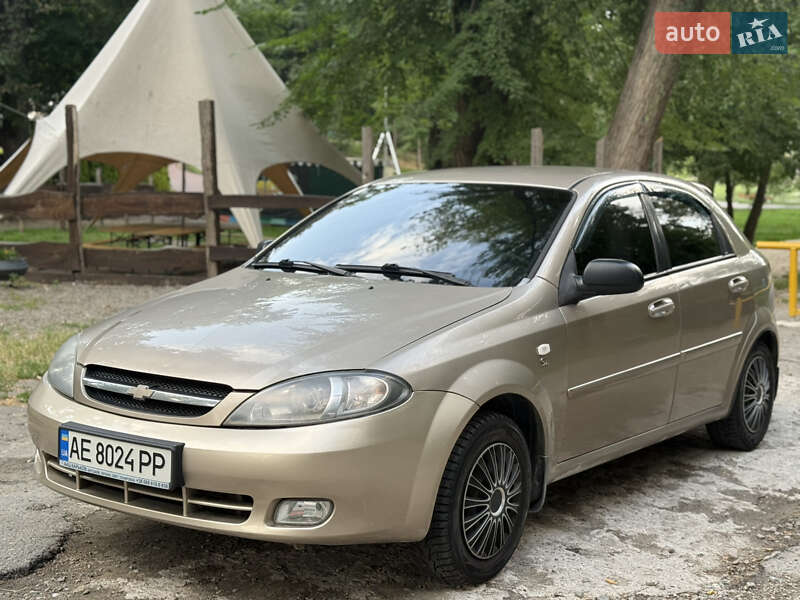 Chevrolet Lacetti (2006)