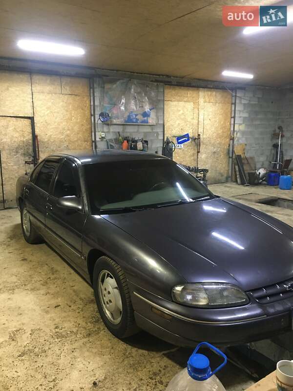 Chevrolet Lumina (1996)