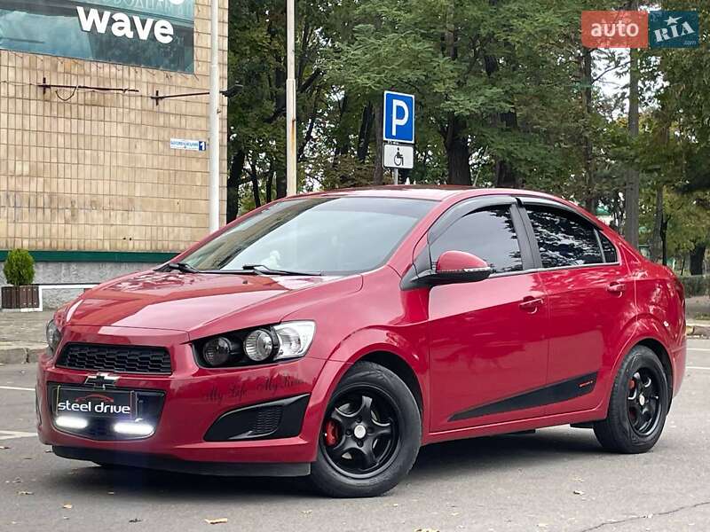 Chevrolet Sonic (2014)