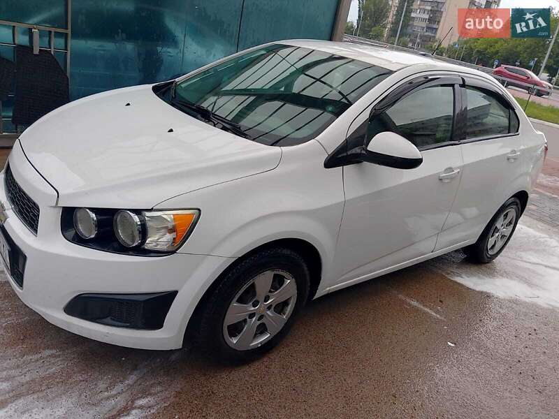 Chevrolet Sonic (2014)