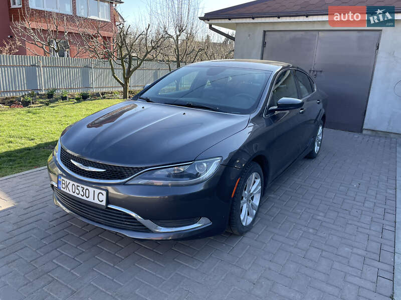 Chrysler 200 (2016)