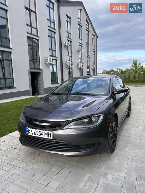 Chrysler 200 (2016)