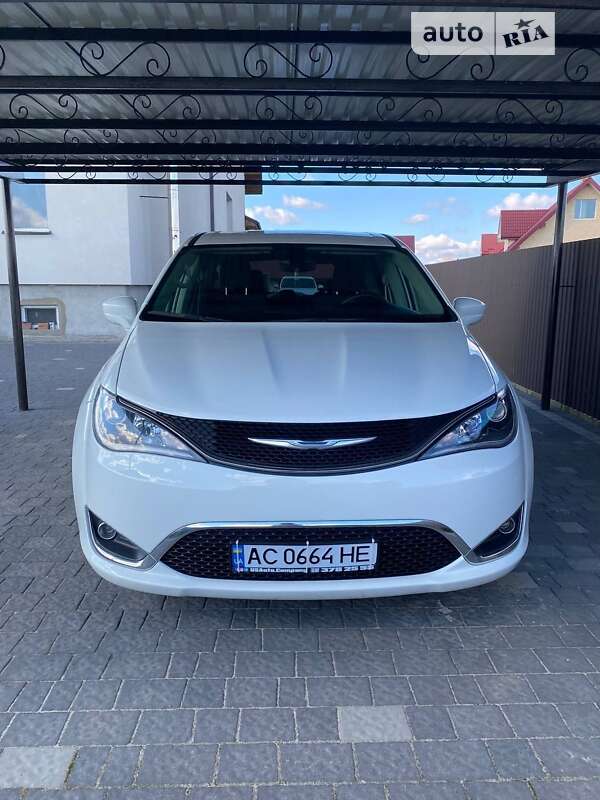 Chrysler Pacifica (2018)