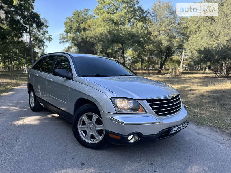 Chrysler Pacifica (2005)