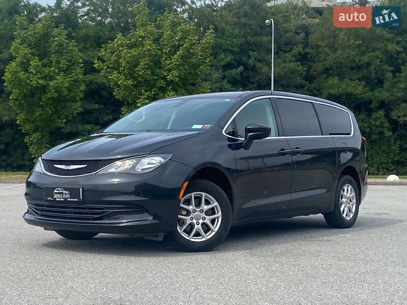Chrysler Pacifica (2016)