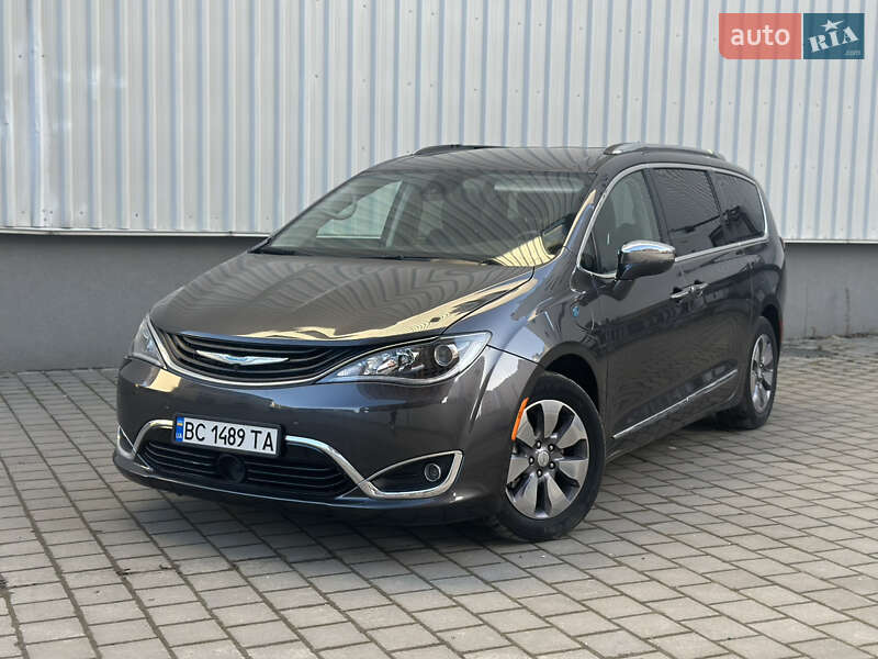 Chrysler Pacifica (2018)