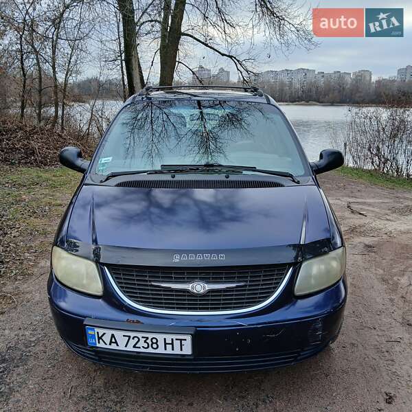 Chrysler Voyager (2001)