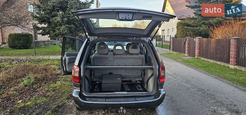 Chrysler Voyager (2005)