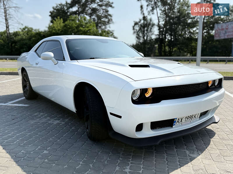 Dodge Challenger (2015)