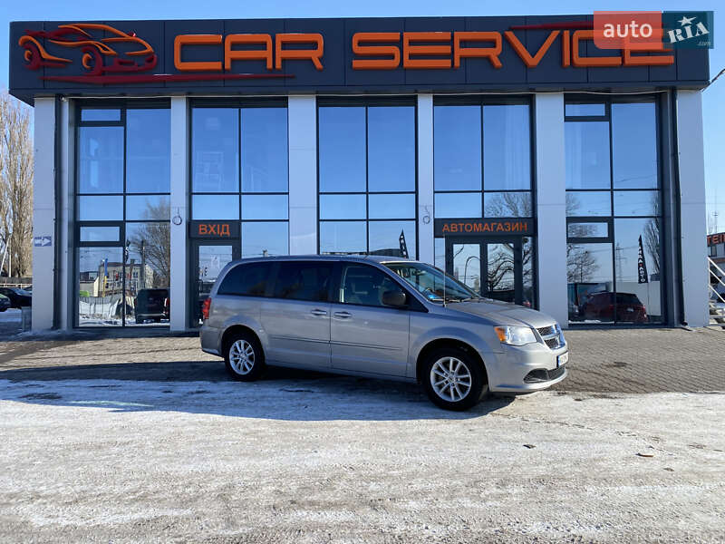 Dodge Grand caravan (2015)