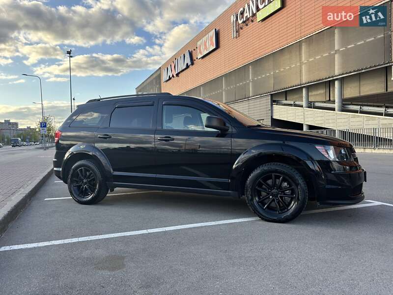 Dodge Journey (2017)