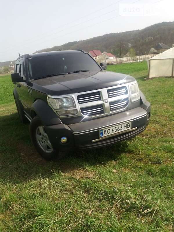 Dodge Nitro (2007)