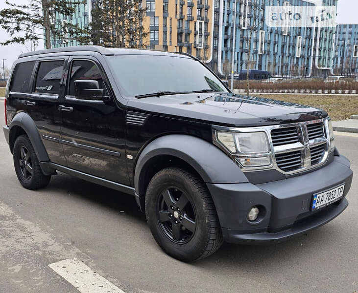 Dodge Nitro (2007)