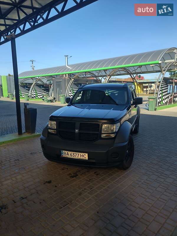 Dodge Nitro (2007)