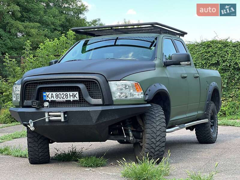 Dodge Ram 1500 (2015)