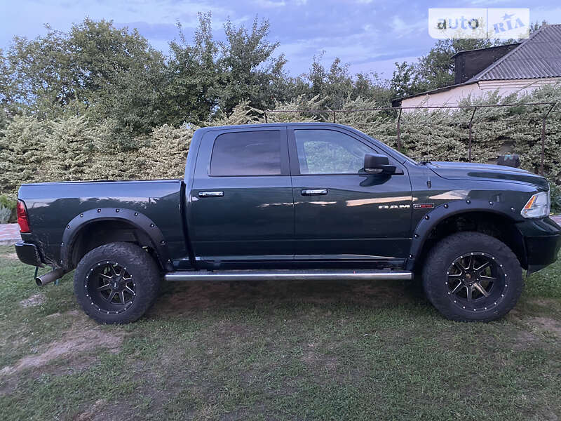 Dodge Ram 1500 (2015)