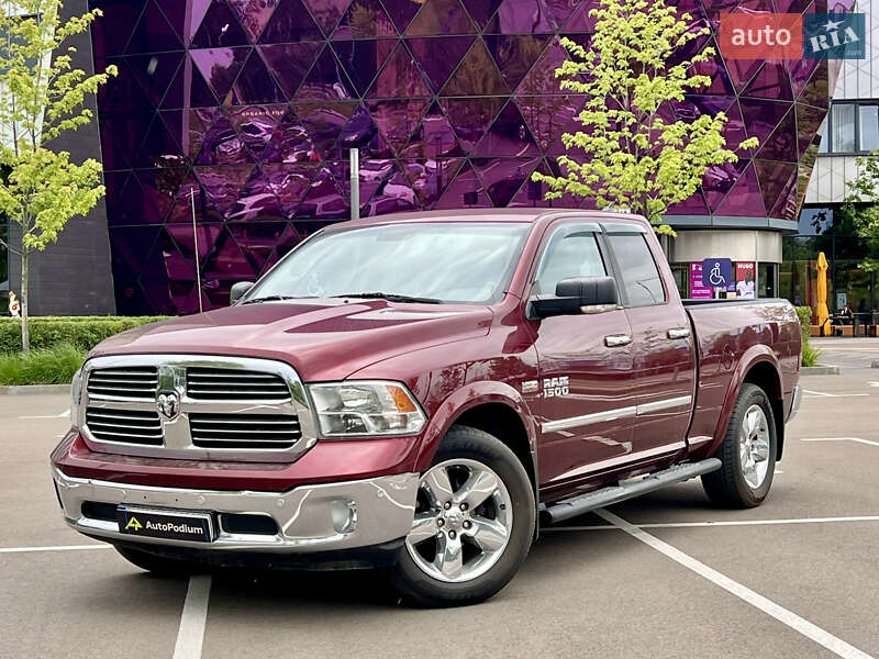 Dodge Ram 1500 (2016)