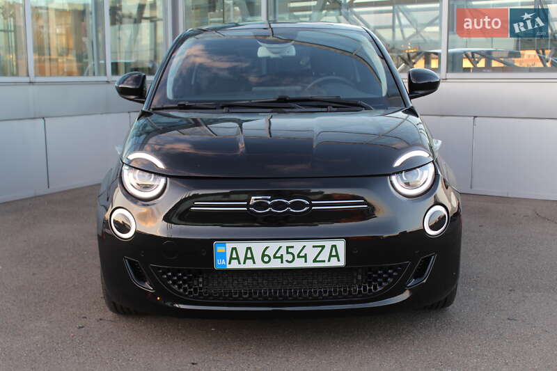 Fiat 500e (2022)