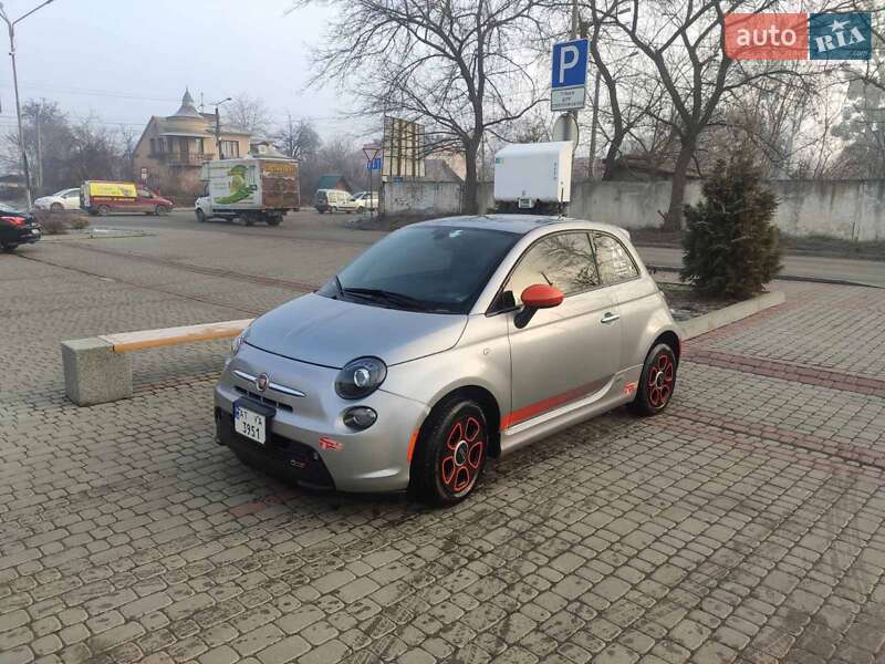 Fiat 500e (2017)