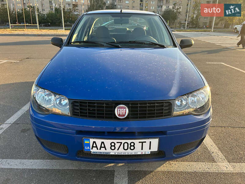 Fiat Albea (2011)