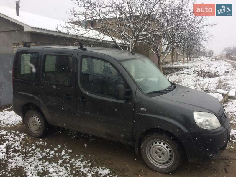 Fiat Doblo (2012)