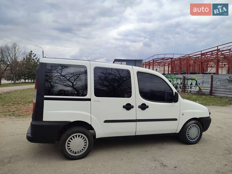 Fiat Doblo (2004)