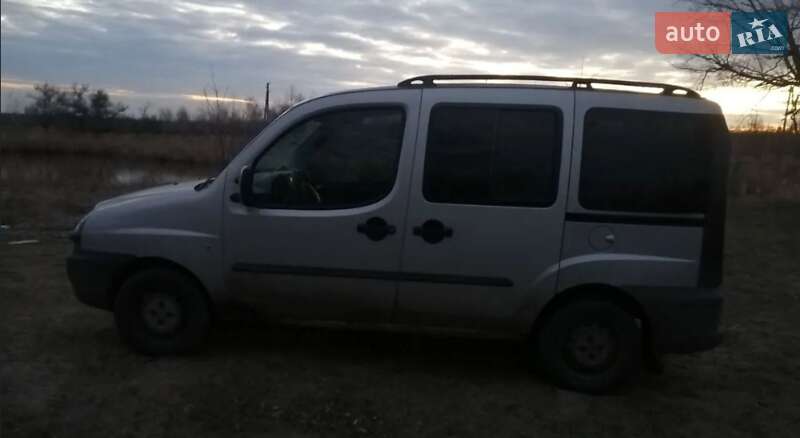 Fiat Doblo (2004)