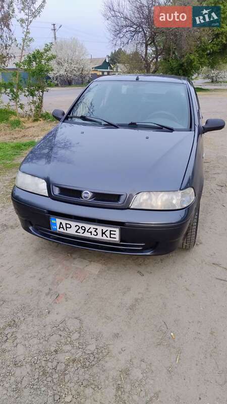 Fiat Siena (2005)